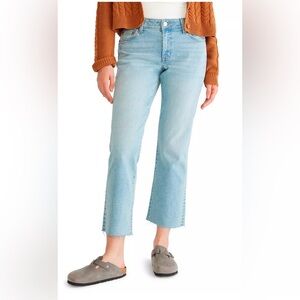 Women’s Aeropostale Light Wash Mid-Rise Kick Cropped Jeans 10 light wash stretch